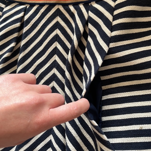 Maeve Dress with pockets - Picture 3 of 5